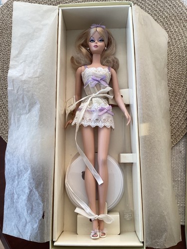Barbie silkstone tout - barbie, de