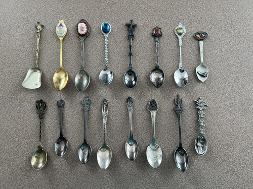 Souvenir spoons mixed lot - souvenir,