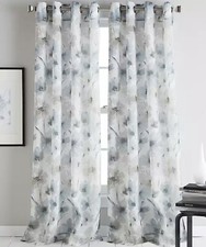 DKNY Modern Bloom 50"x 63"