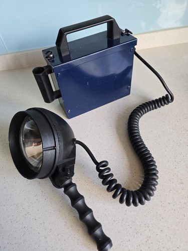 Nightsearcher 750 hand held - nightsearcher,
