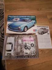 TAMIYA VOLKSWAGEN KARMEN GHIA COUPE 1/24