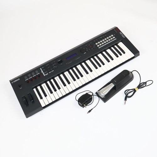 Yamaha mx49 synthesizer - mx49, bk