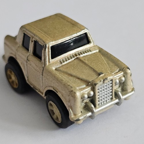Micro machines pull snap back - snap,