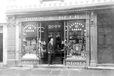 Myy-53 Down & Beer Shopfront