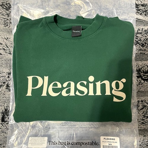 Harry styles pleasing - styles, holiday