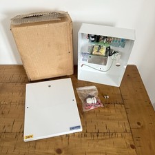 Dantech DA396 Four O/Ps- Multi-purpose Power Supply Unit Box 4x 1A 4A Output