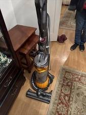 Dyson DC25 Multi-Floor Ball