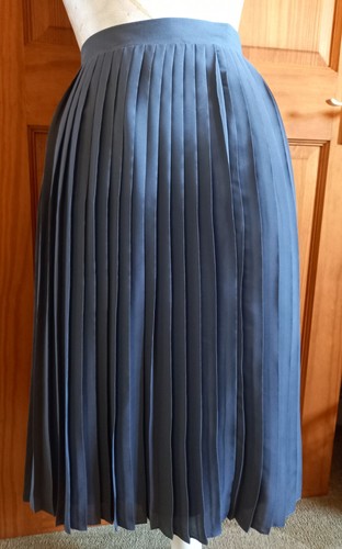 Pleated - (florence, &