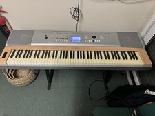 Yamaha Dgx-620 Electric