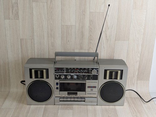 Toshiba 150s boombox - toshiba,