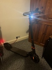 Ninebot F40 Electric Scooter Excellent Condition with Charger , Collection Only