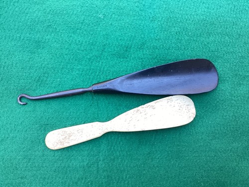 Antique shoe horns and button - antique,