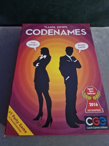 Codenames board game - 🎲,