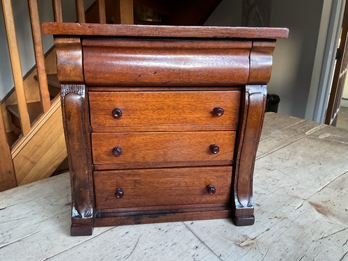 Antique mahogany apprentice - mahogany,