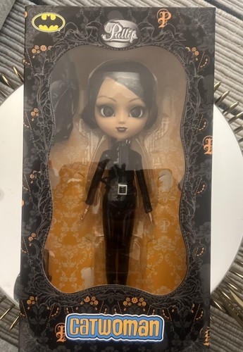 Pullip catwoman new and - pullip,