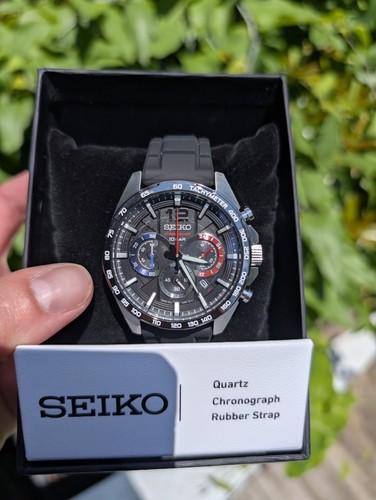 Seiko men black watch - seiko,