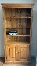 Pine Display Cabinet Cupboard with Double Doors and Shelves