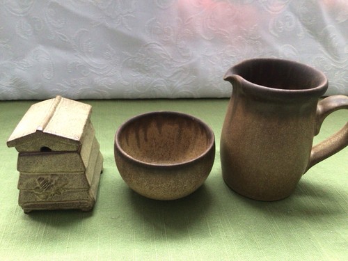 Sugar bowl and milk jug - and,