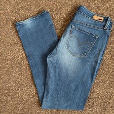 Levi’s Ladies 28 Demi Curve