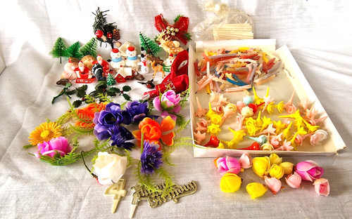 Selection cake decorations - of, decorations/