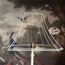 Large Square bowed cut-corner