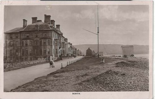 Gibson postcard seafront - rp,