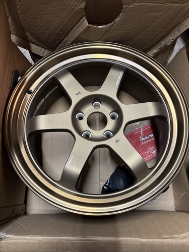Staggered rays wheels - 19,