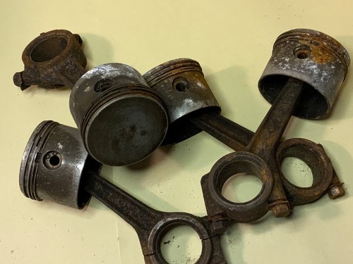 Reliant regal piston set - reliant,
