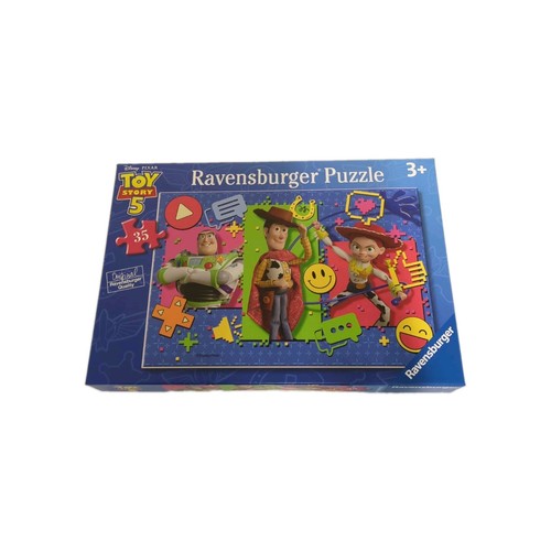 Ravensburger puzzle piece - puzzle,