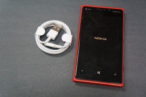 Nokia lumia 900 - lumia, rm-808