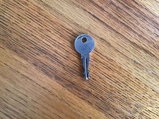 Thule Roof Bar Roof Rack Roof Box Key 144