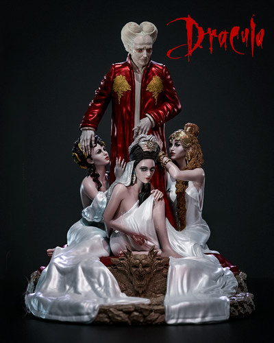 Dracula his brides resin - &,
