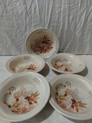 Vintage poole pottery - poole, summer