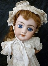 SIMON & HALBIG 1039 , ANTIQUE