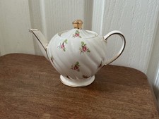 Vintage Sadler Swirled Ribbed