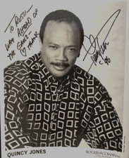 QUINCY JONES SIGNED PHOTO