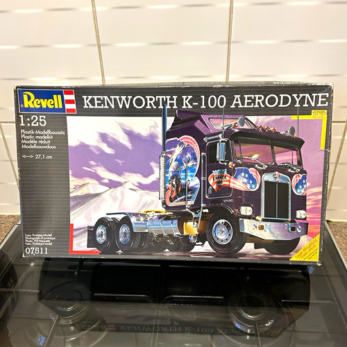 Revell kenworth 100 aerodyne - revell,