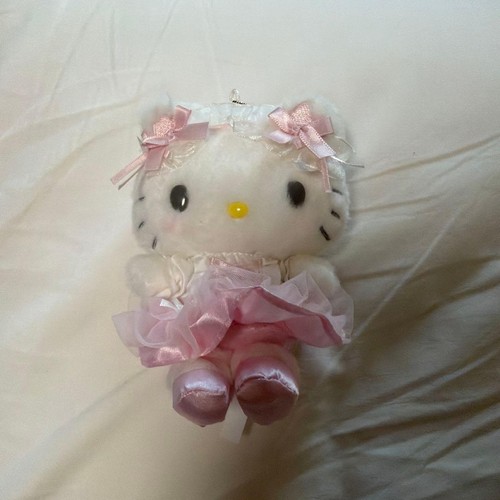 Sanrio white cat - white,