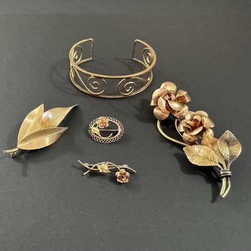 Vintage signed krementz gold - vintage,