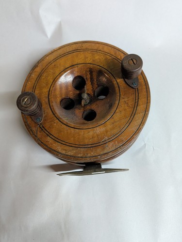 Vintage wooden fishing reel - vintage,