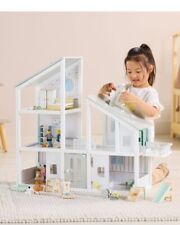 Wooden Doll house with