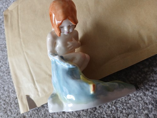 Royal worcester little - royal,