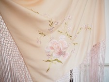 Vintage Piano Shawl Embroidered Flowers Tassels Pink Shabby Chic Accessories 