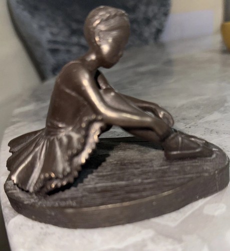 Ballerina figurine statue - ballerina,