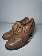 Oxford Vintage Lace-Up Brogue