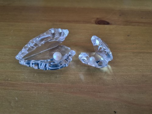 Swarovski crystal oyster clam - swarovski?,