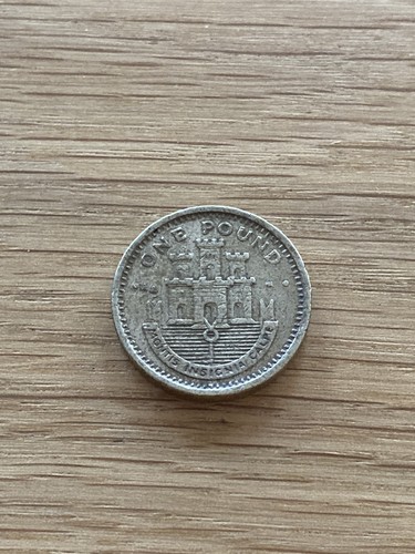 2001 old round - , one