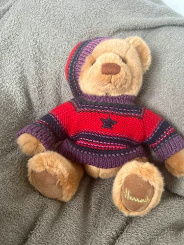 Harrods teddy christmas bear - teddy,