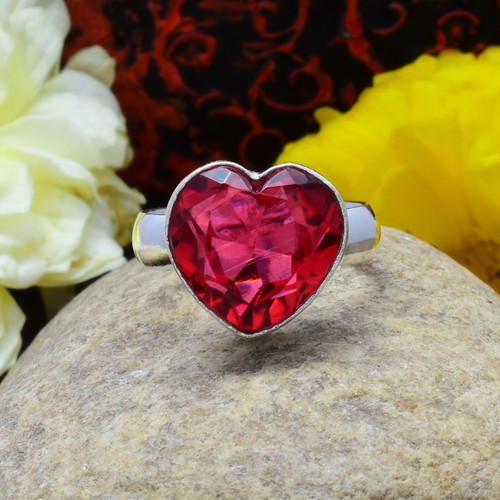 Fascinating rubellite gemstone - rubellite,