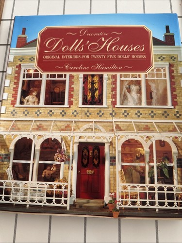 Decorative dolls houses - dolls',
